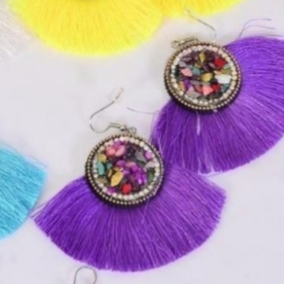 Tassel Fan Fringe Statement Earrings NEW *White - Picture 11 of 15
